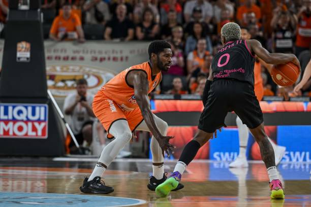 堵射门与萨 堵射门与萨