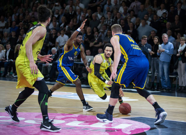 足球比赛才 足球比赛才